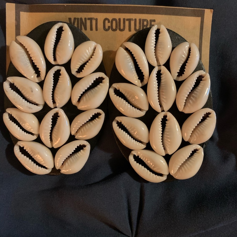 COPY - Shell Earrings 🏖